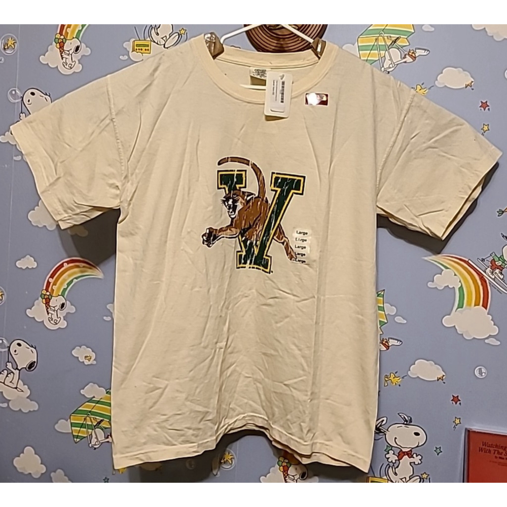 Vermont Catamounts Adult Size Large Ivory TShirt Comfort Colors New With Tags